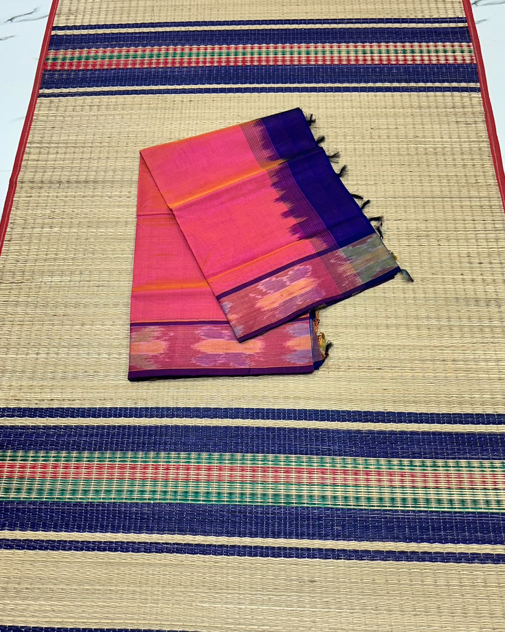 Handloom silk cotton saree with ikkart border - MS347