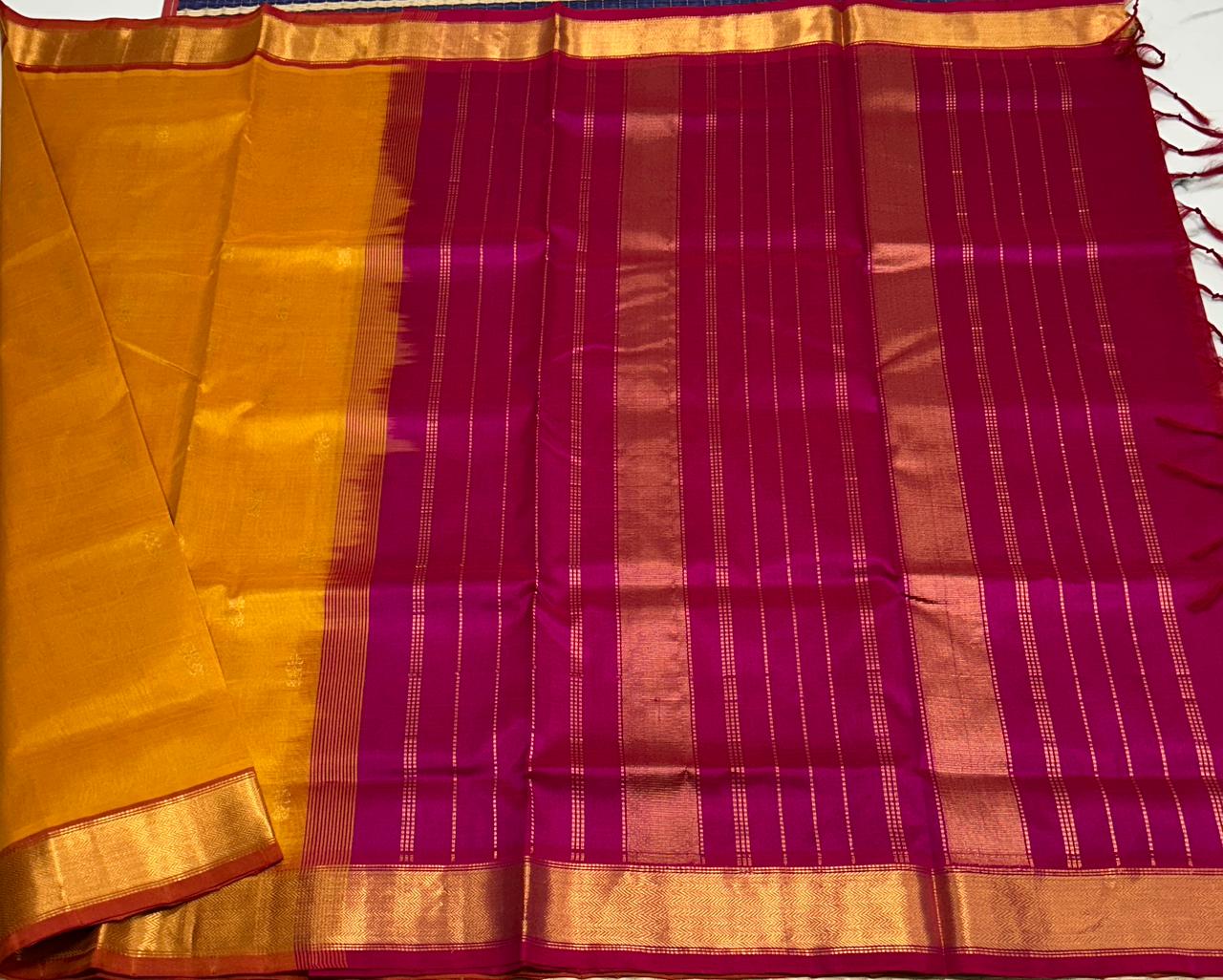 Handloom silk cotton saree with buttas - MS190