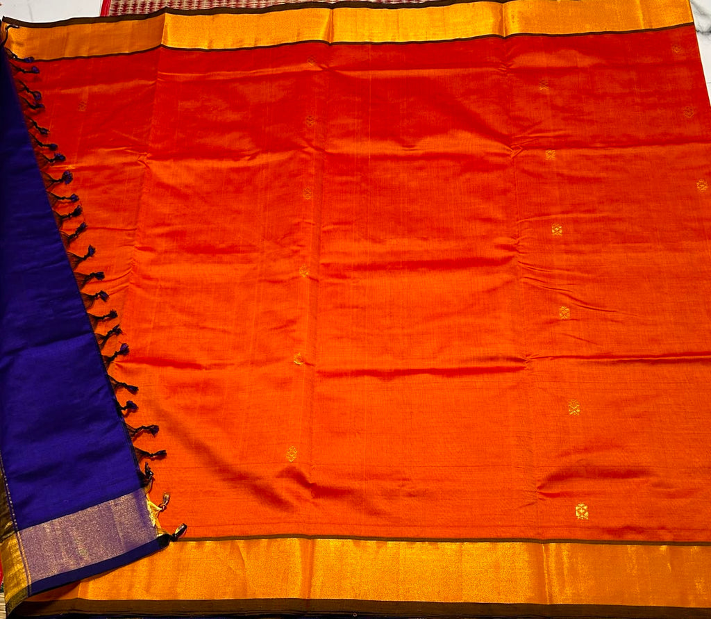 Handloom semi silk cotton saree with buttas - MS273