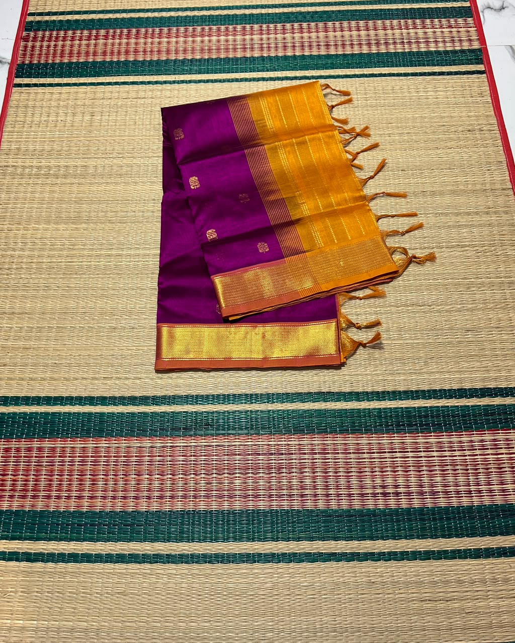 Handloom silk cotton saree with buttas - MS340