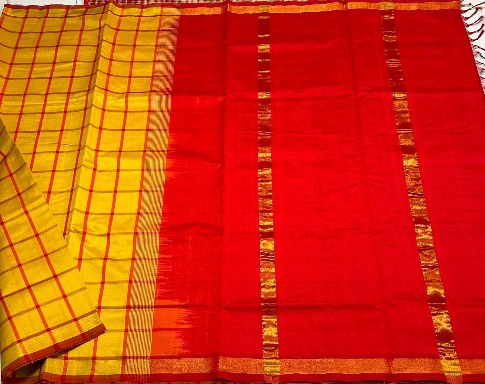 Handloom semi silk cotton saree with kattam - MS258