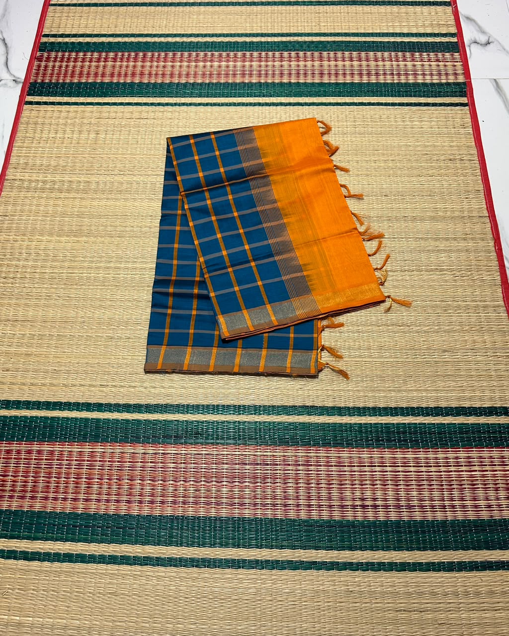 Handloom semi silk cotton saree with kattam - MS330
