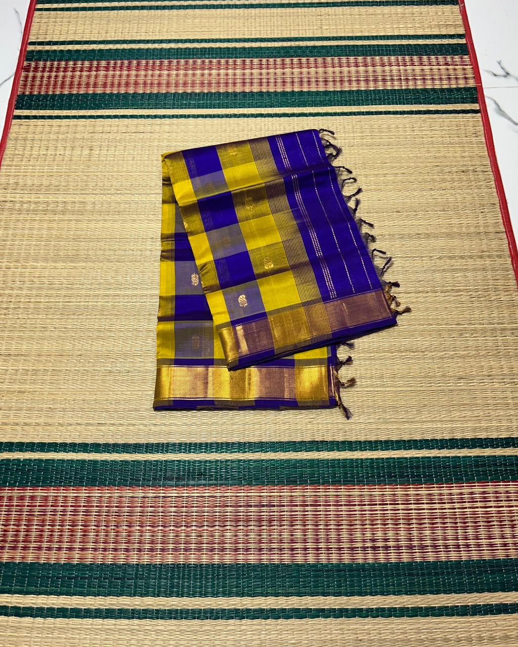 Handloom Paalum pazhamum silk cotton saree with buttas - MS309