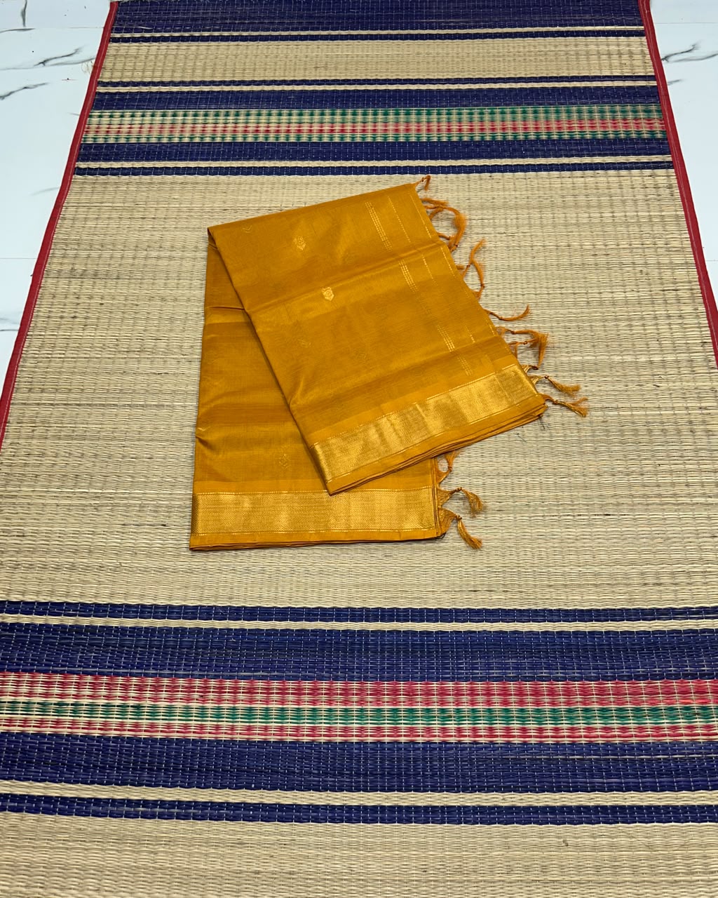 Handloom silk cotton saree with buttas - MS359