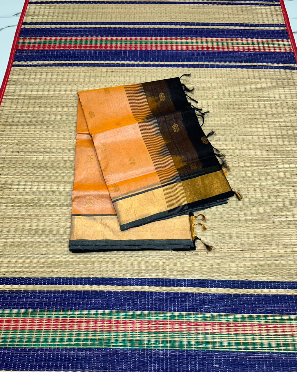 Handloom silk cotton saree with buttas - MS213