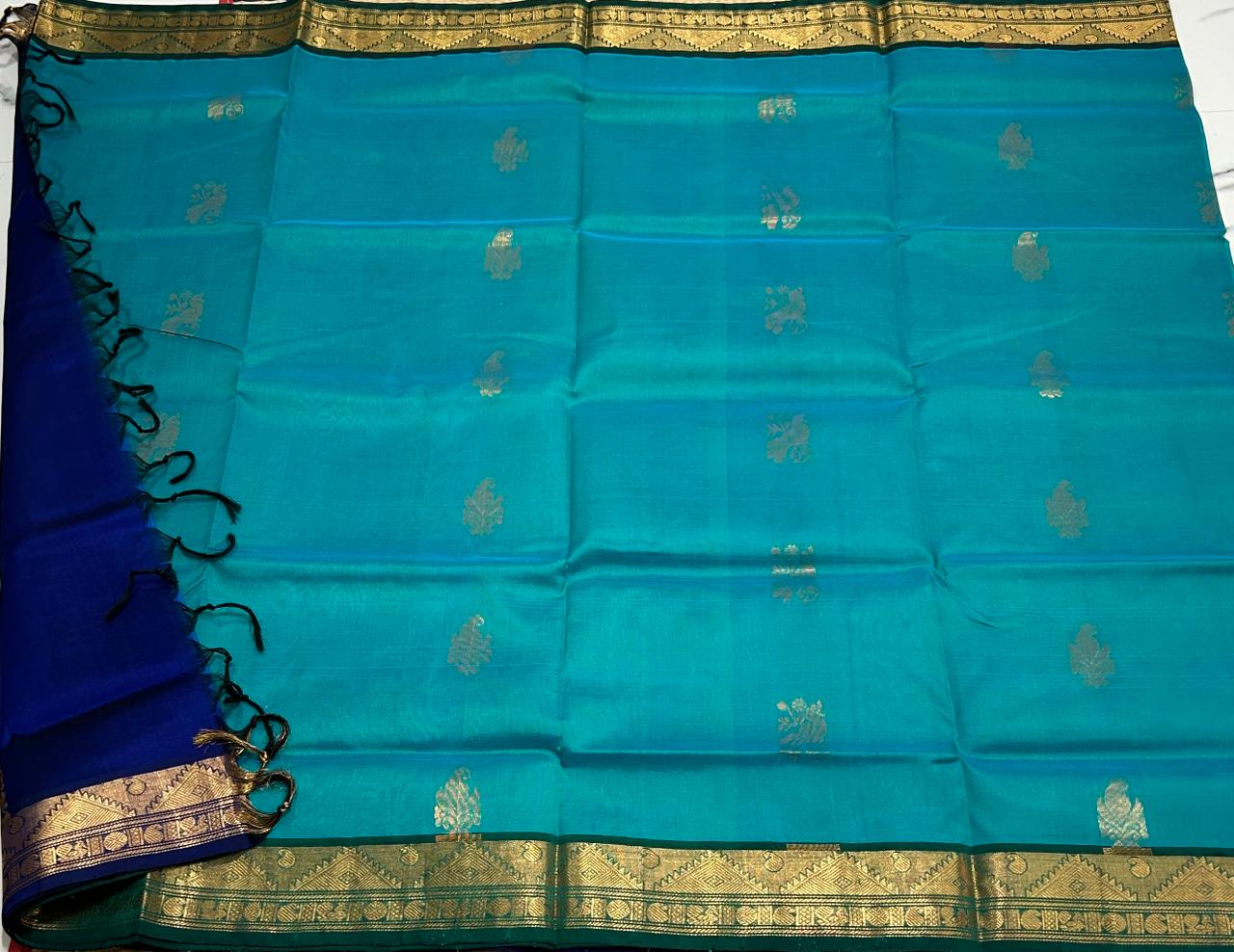 Handloom silk cotton saree with buttas - MS199