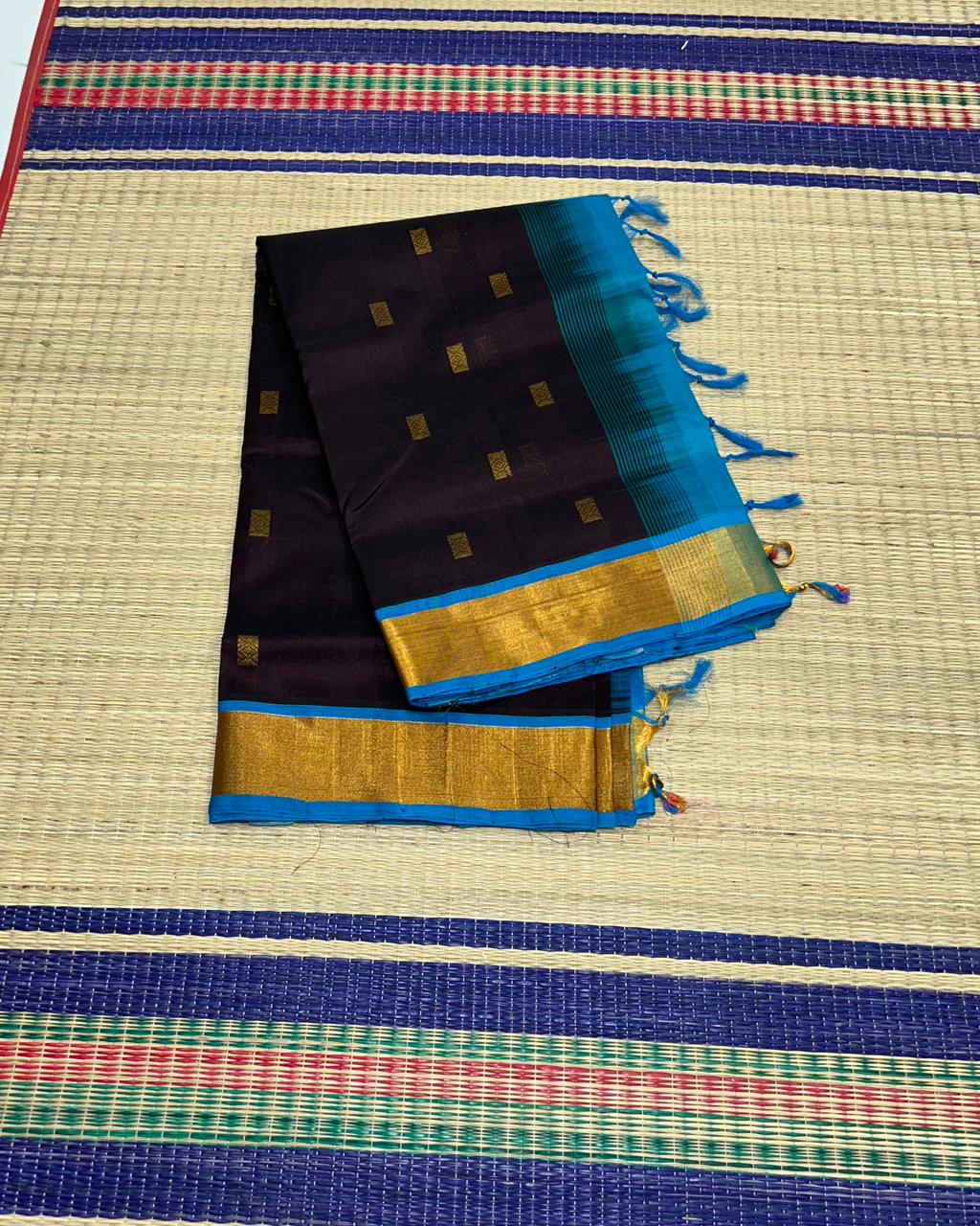 Handloom silk cotton saree with buttas - MS166