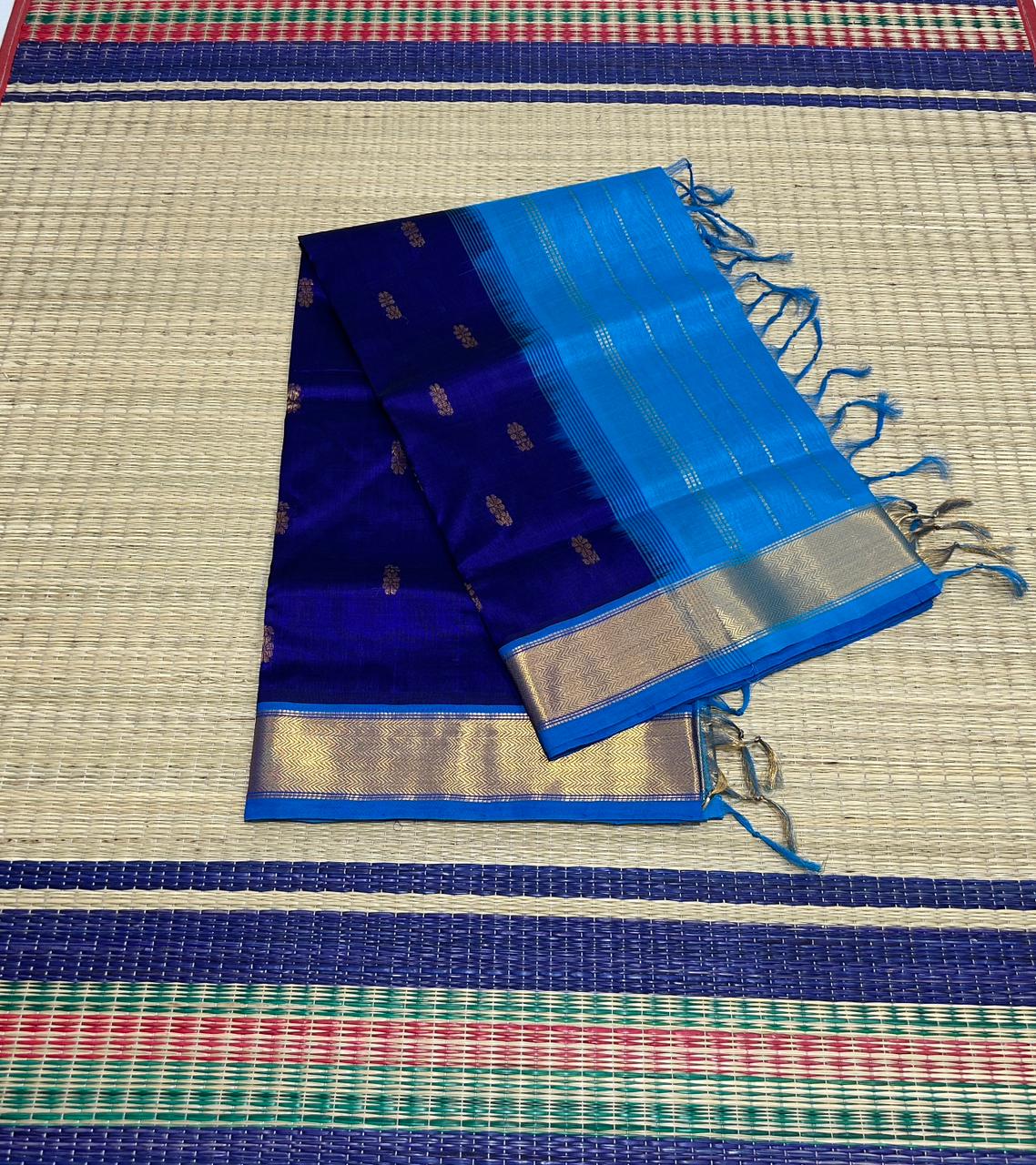 Handloom silk cotton saree with buttas - MS035