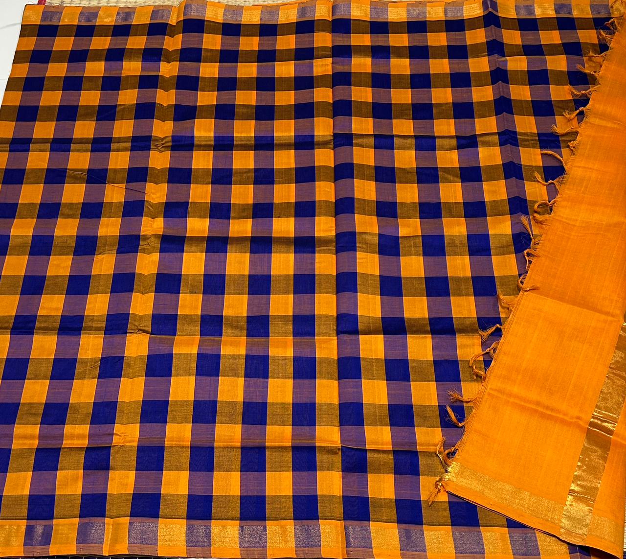 Handloom semi silk cotton saree kaddi border with checks - MS062