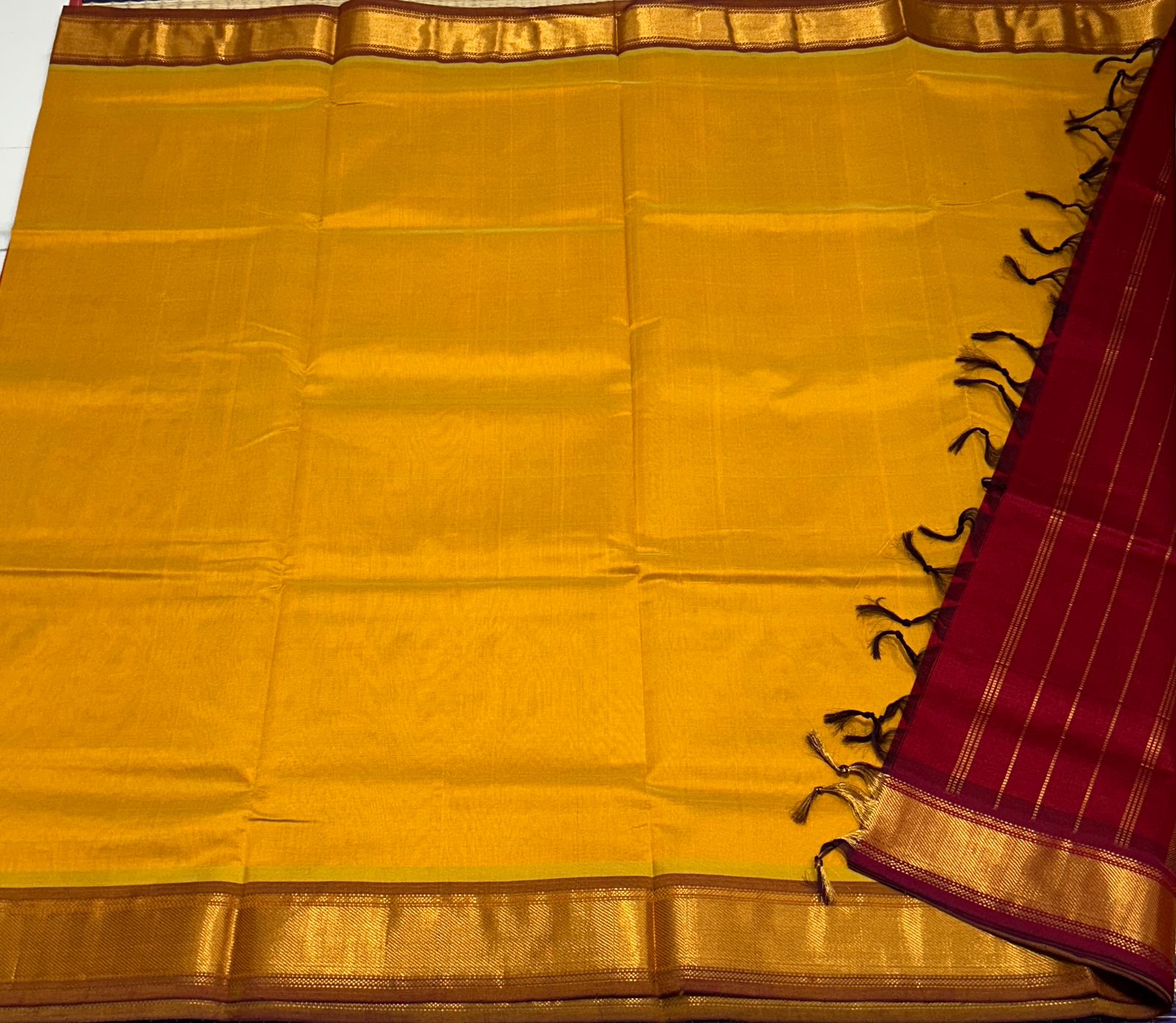 Handloom semi silk cotton saree - MS057