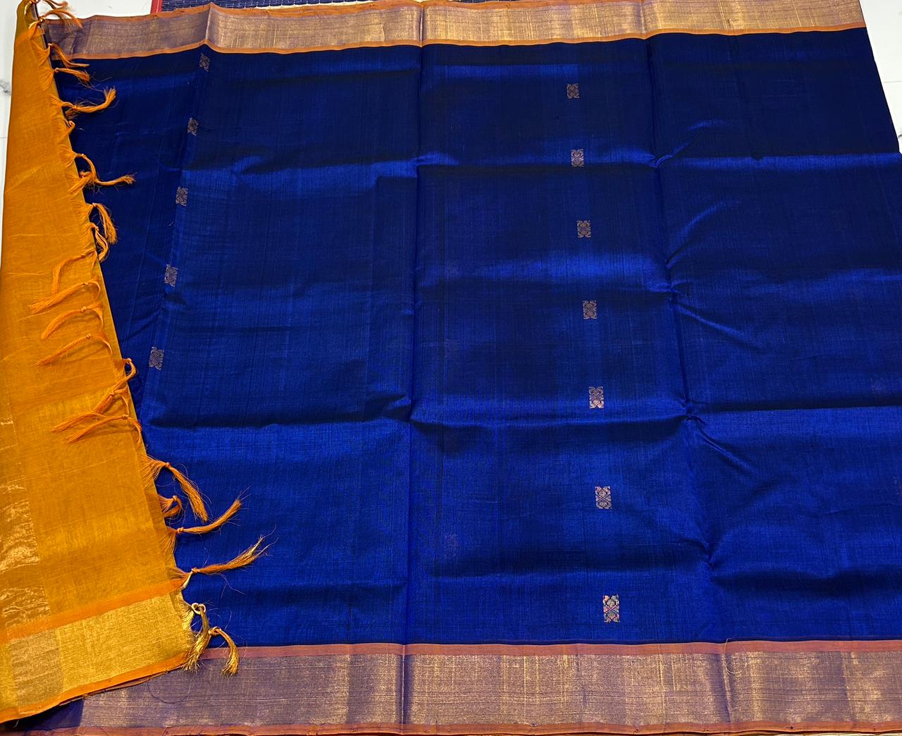Handloom silk cotton saree with buttas - MS172
