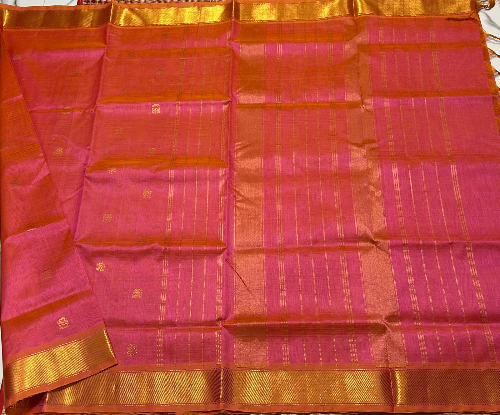 Handloom silk cotton saree with buttas - MS295