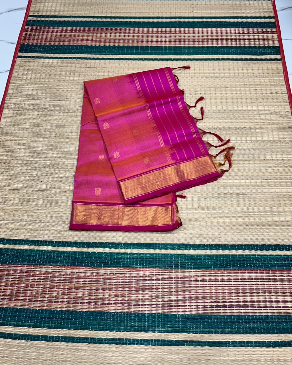 Handloom silk cotton saree with buttas - MS389