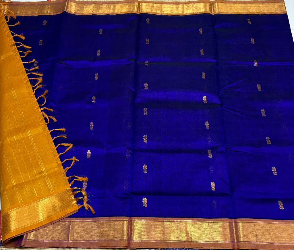 Handloom silk cotton saree with buttas - MS193