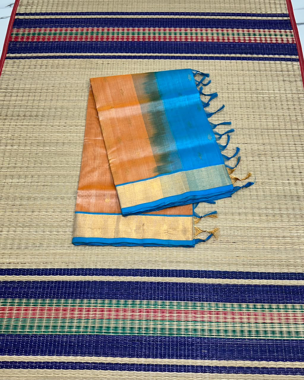 Handloom silk cotton saree with buttas - MS226