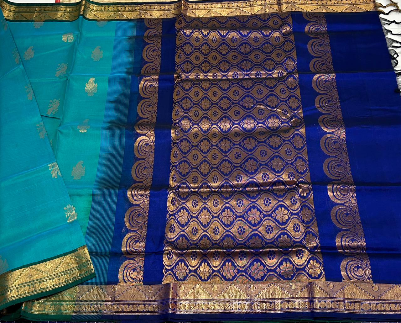 Handloom silk cotton saree with buttas - MS199