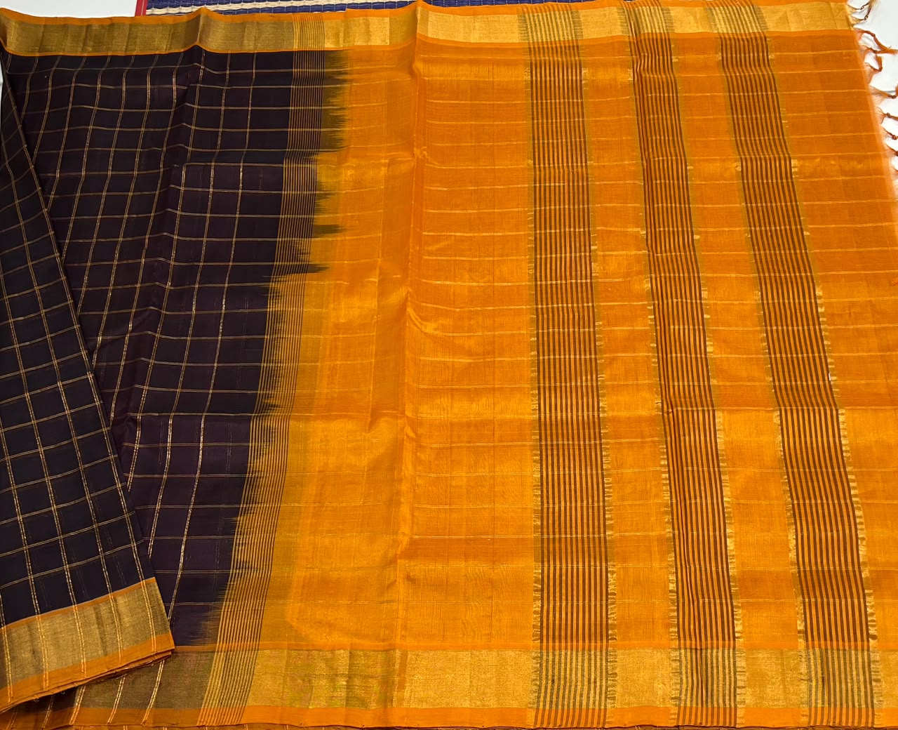 Handloom silk cotton saree with zari  kattam - MS222
