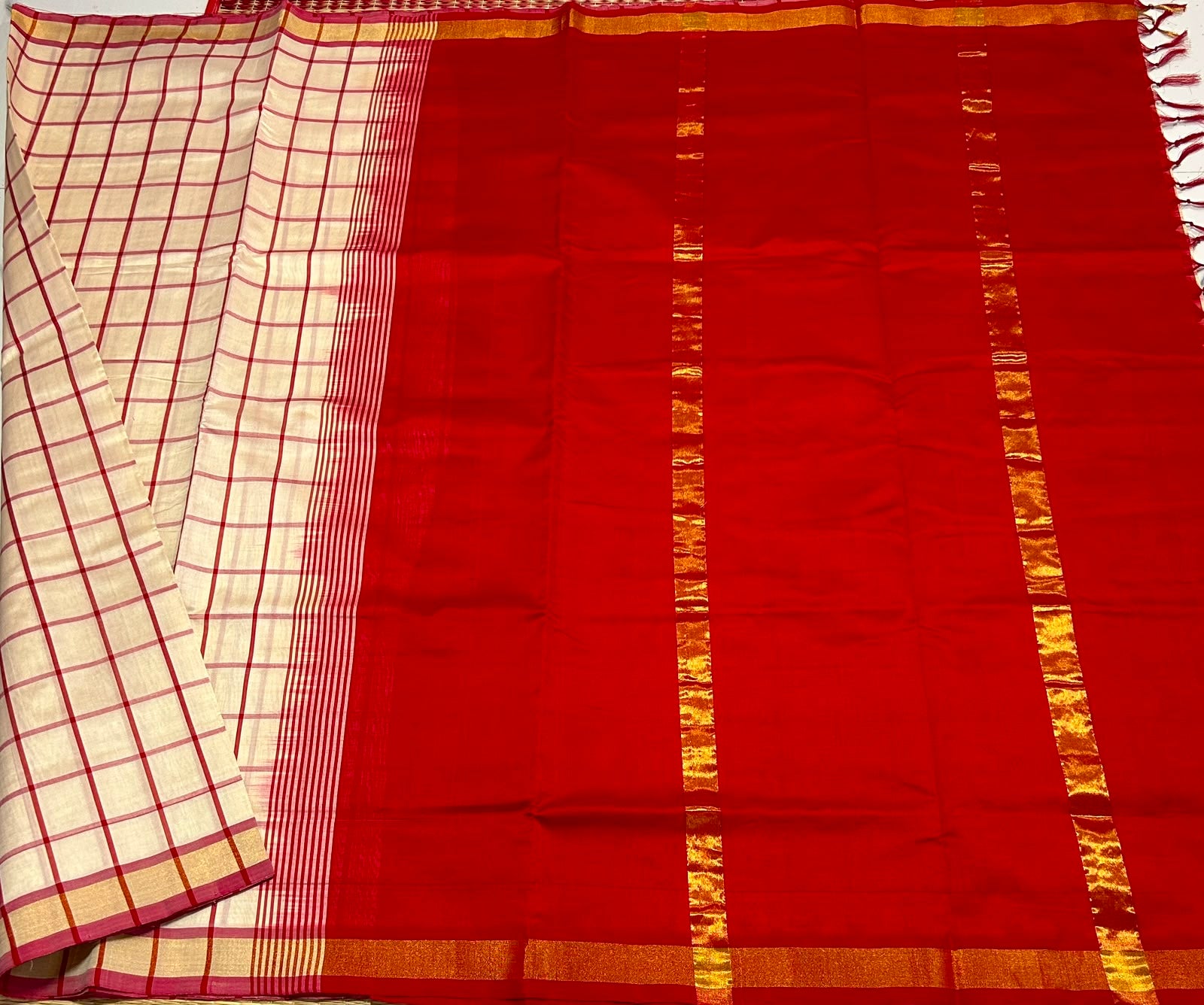 Handloom semi silk cotton saree with kattam - MS255