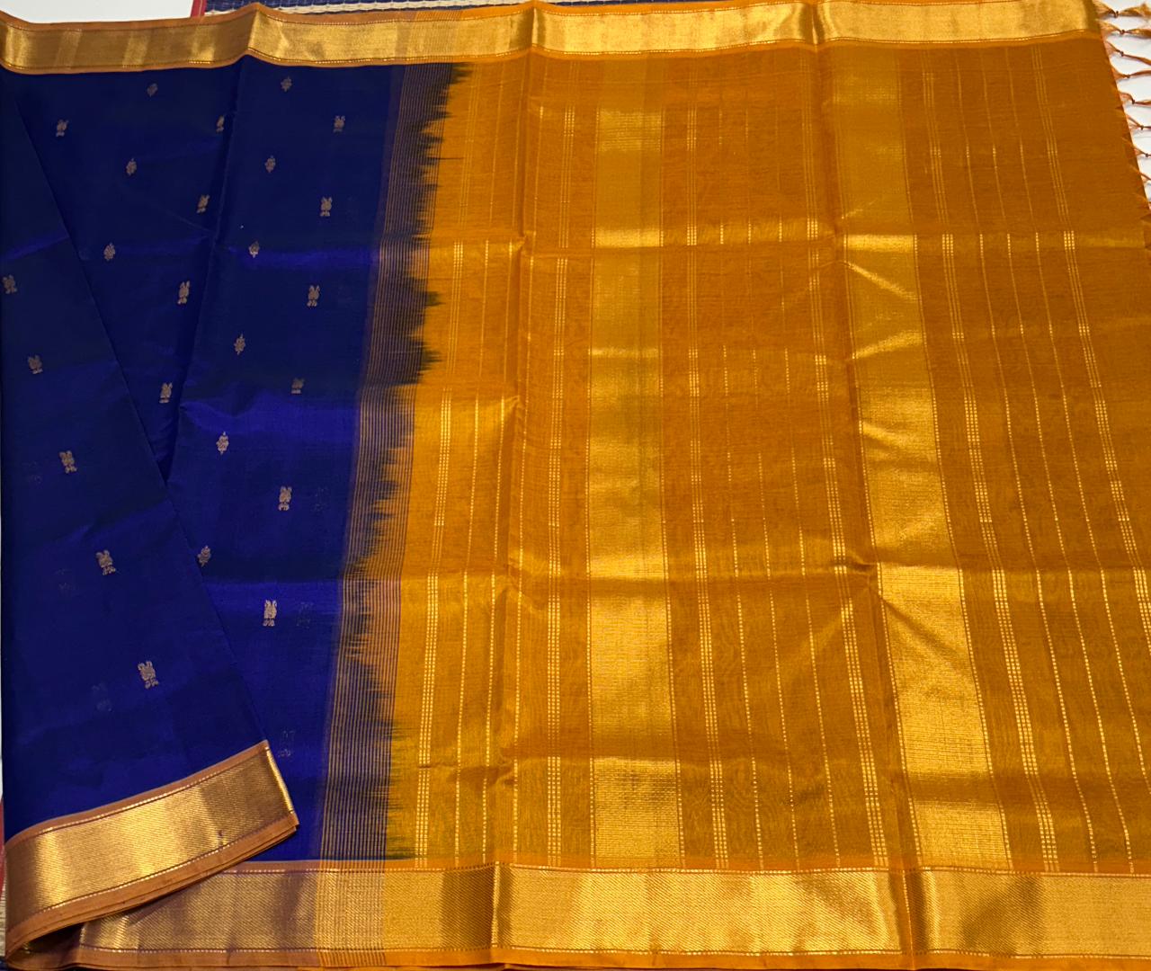 Handloom silk cotton saree with buttas - MS191