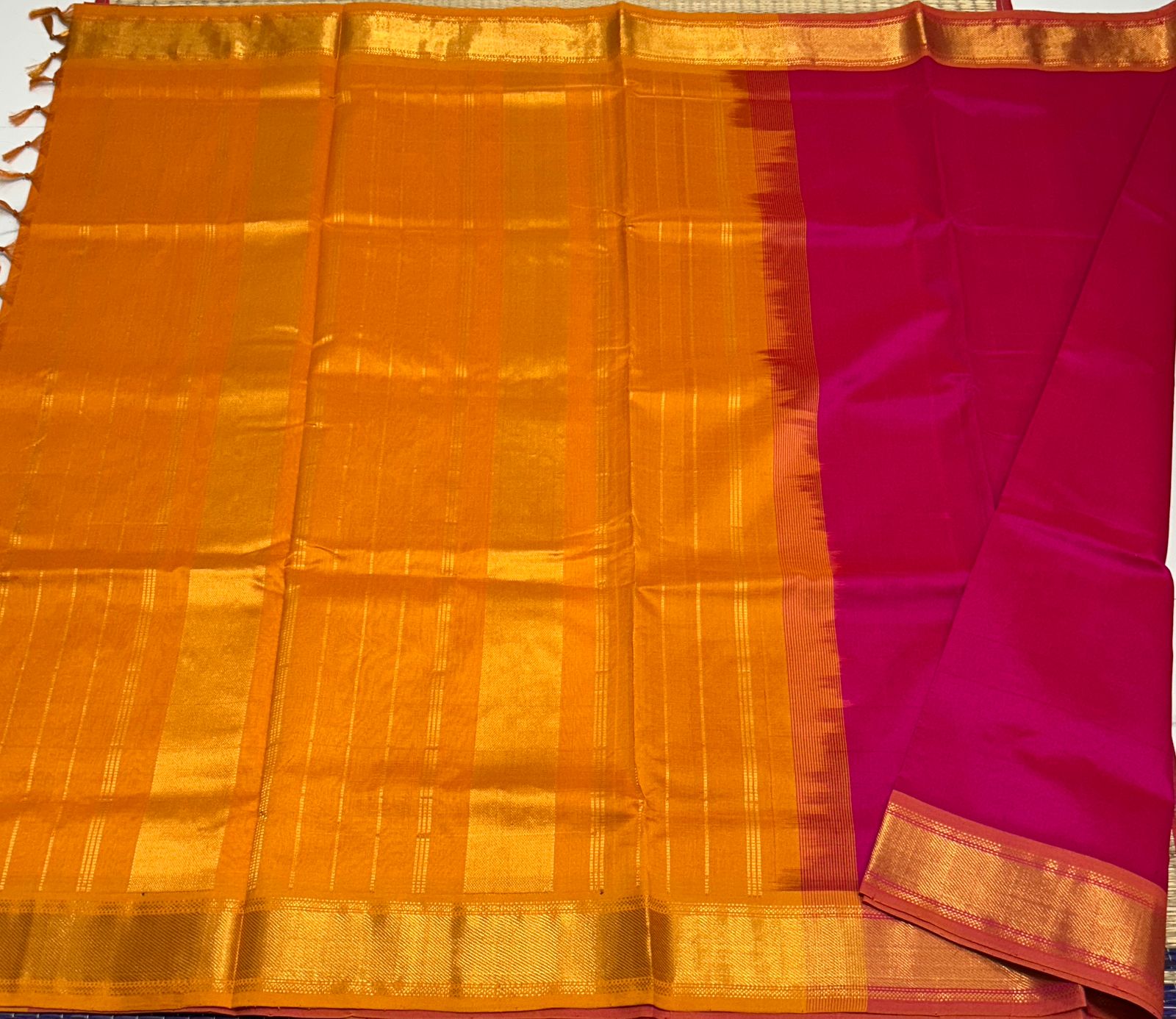 Handloom semi silk cotton saree - MS055