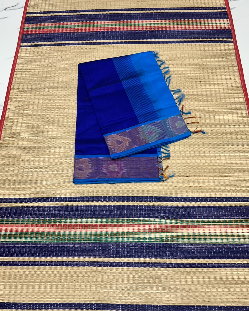 Handloom semi silk cotton saree with ikkart border - MS348